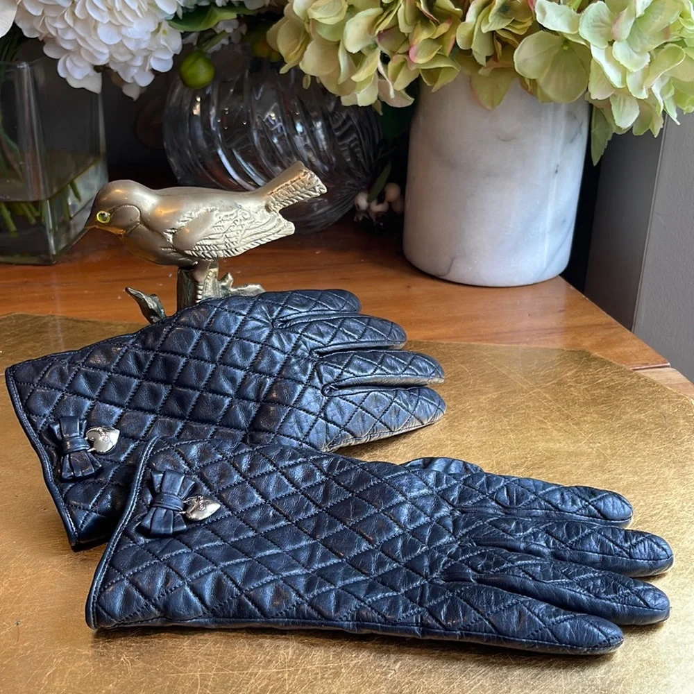 Coach Quilted Leather Heart Charm Merino Wool Lined Gloves